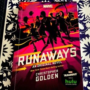 marvel runaways book